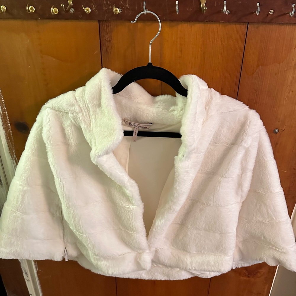 White Faux Fur Cropped Jacket